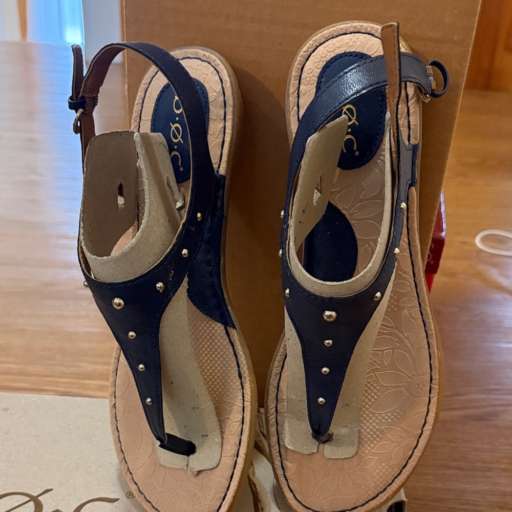 b.o.c. Dark Blue and Beige Sandals with Stud Accents